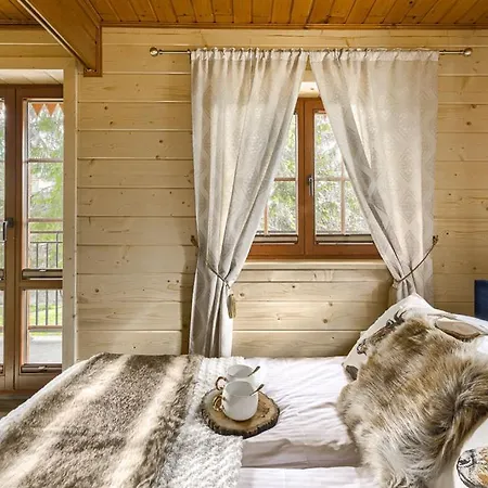Franciszek Homestay *