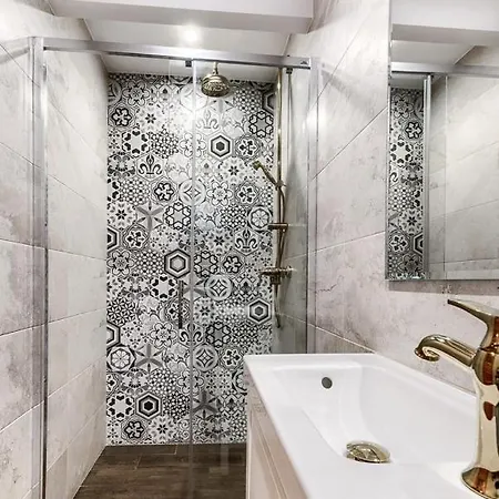 ホームステイ Franciszek ザコパネ