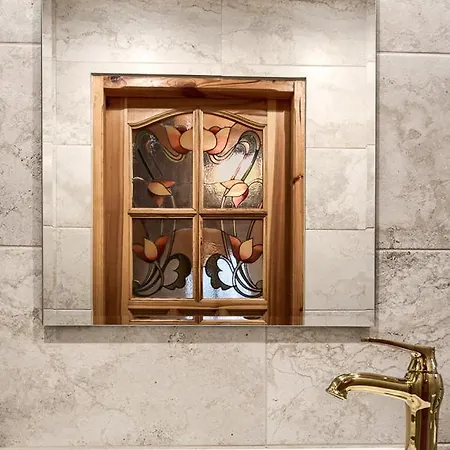 ホームステイ Franciszek ザコパネ